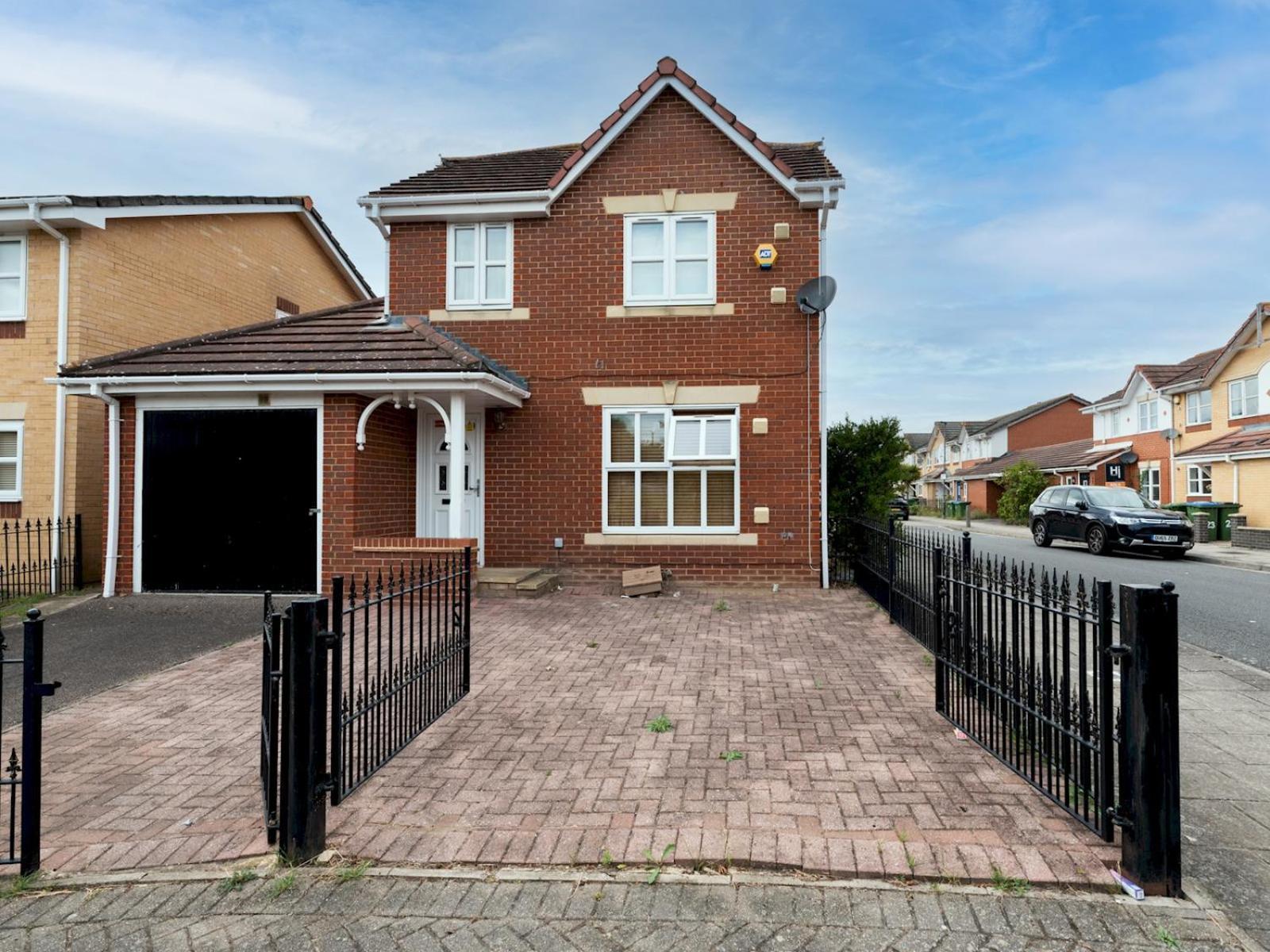 Casa vacanze 4 Bed House In Greater Parking Pass The Keys Londra
